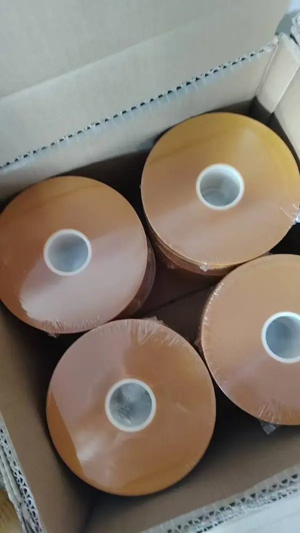 Karakteristika og anvendelser af lithium-batteritermineringstape